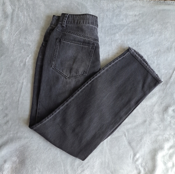 cloth & stone Denim - Cloth & Stone Size 25 Distressed Straight Leg Jeans Raw Hem Legacy Wash Black